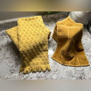 Yellow Textured Kitchen Towel Dishrag Bundle